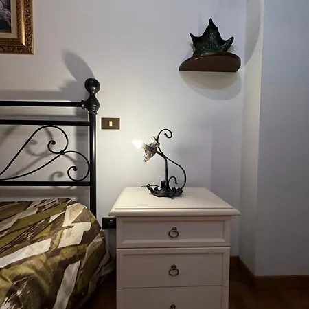 La Casina Di Maya * 리보르노