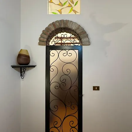 La Casina Di Maya Apartment